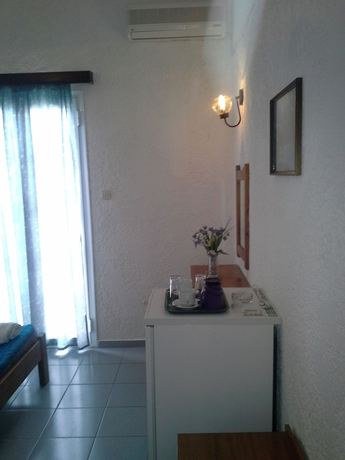 Imagen de la habitación del Hotel Despina. Foto 13