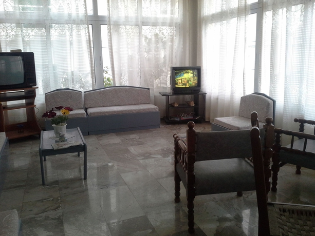 Imagen de los interiores del Hotel Despina. Foto 19