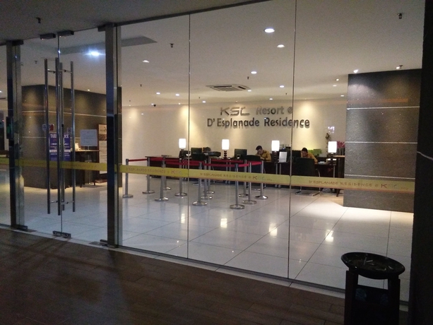 Imagen de los interiores del Hotel D'esplanade City View Apartment. Foto 17