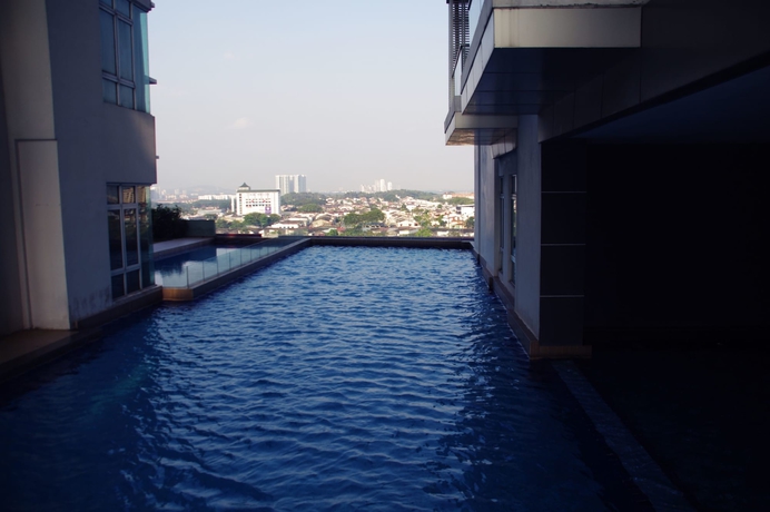 Imagen de la piscina del Hotel D'esplanade City View Apartment. Foto 19