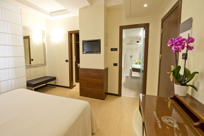 Imagen de la habitación del Hotel D'este, Milán. Foto 8