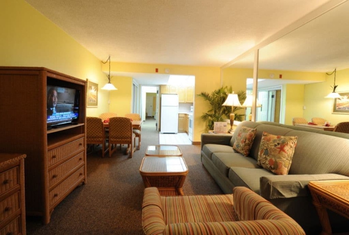 Imagen de la habitación del Hotel Destin Holiday Beach Resort. Foto 8