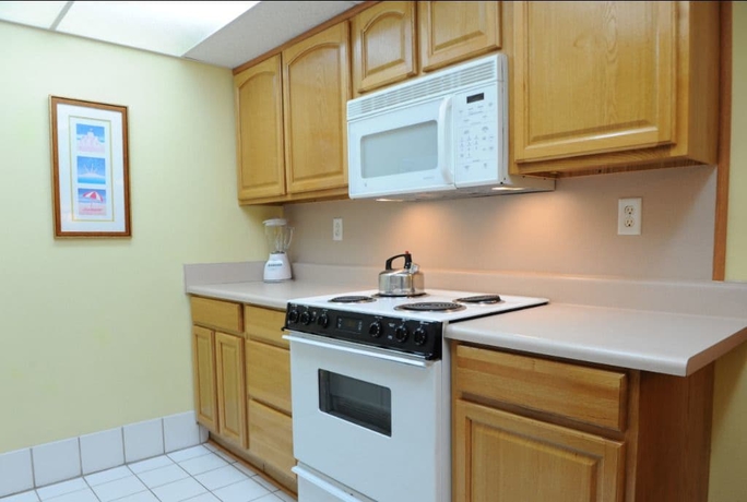 Imagen de la habitación del Hotel Destin Holiday Beach Resort. Foto 9