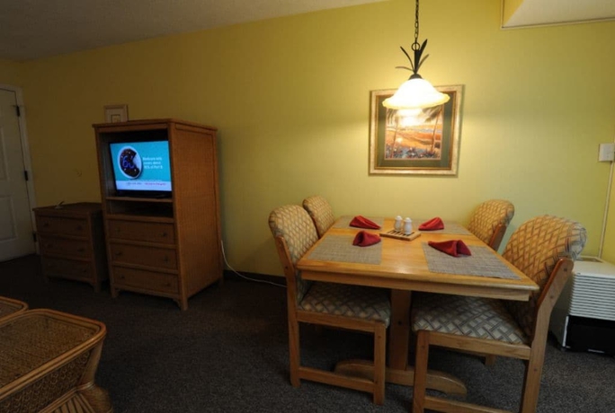 Imagen de la habitación del Hotel Destin Holiday Beach Resort. Foto 10