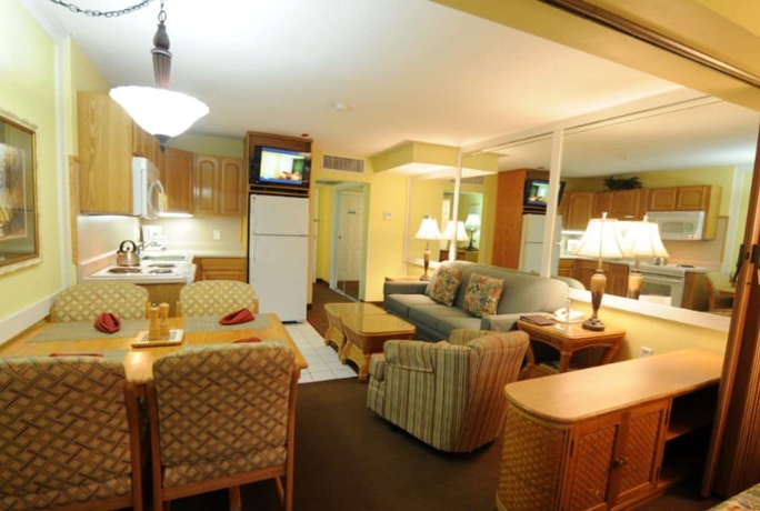 Imagen de la habitación del Hotel Destin Holiday Beach Resort. Foto 15
