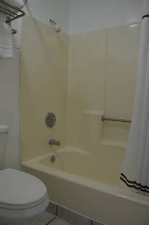 Imagen de la habitación del Hotel Destin Inn and Suites. Foto 4