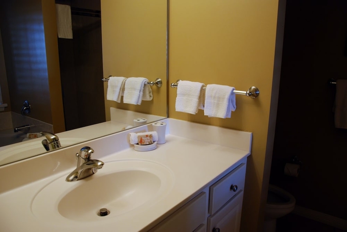 Imagen de la habitación del Hotel Destin West Vacations. Foto 15