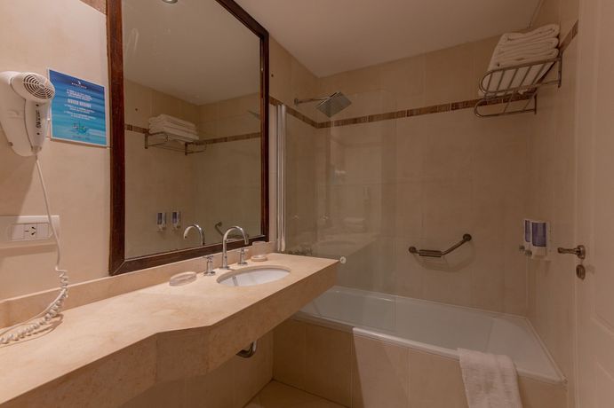 Imagen de la habitación del Hotel Destinar Apart. Foto 9