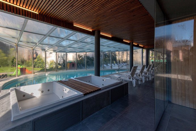 Imagen de la piscina del Hotel Destinar Apart. Foto 15