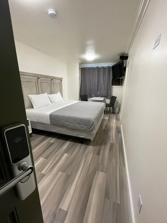 Imagen general del Hotel Destination Inn, Radium Hot Springs. Foto 3