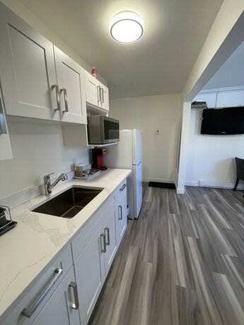 Imagen de la habitación del Hotel Destination Inn, Radium Hot Springs. Foto 18