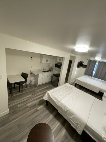 Imagen de la habitación del Hotel Destination Inn, Radium Hot Springs. Foto 19