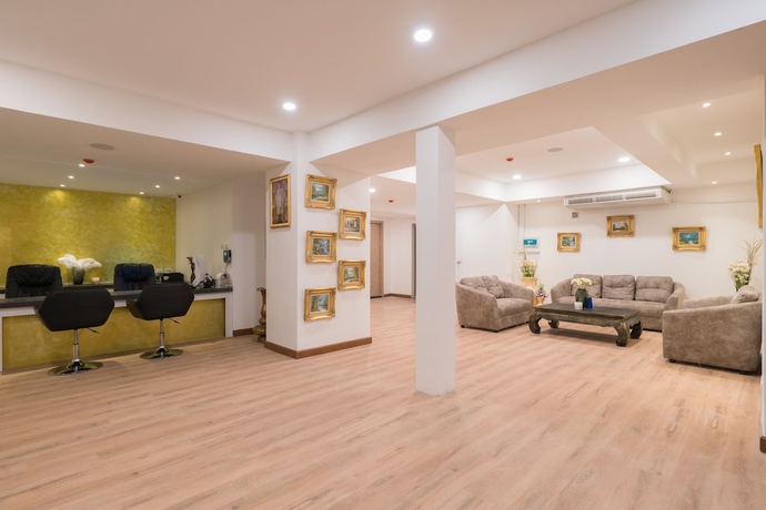 Imagen de los interiores del Hotel Destination Patong. Foto 18