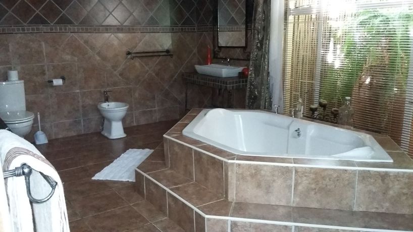 Imagen del bar/restaurante del Hotel Destiny Inn Lodge. Foto 1