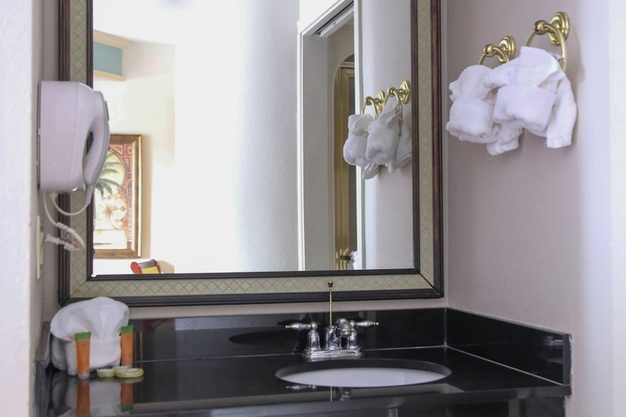 Imagen de la habitación del Hotel Destiny Palms Maingate West. Foto 13