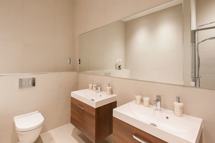 Imagen de los interiores del Hotel Destiny Scotland - Q-residence. Foto 12