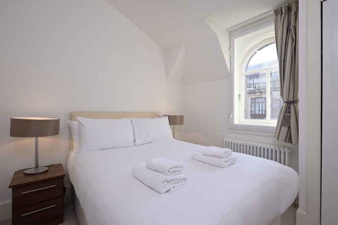 Imagen de la habitación del Hotel Destiny Scotland - St. Andrew Square Apartments. Foto 2