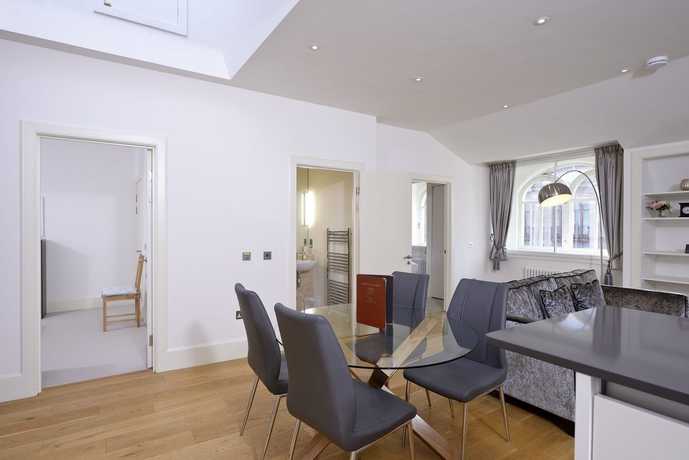 Imagen de la habitación del Hotel Destiny Scotland - St. Andrew Square Apartments. Foto 8