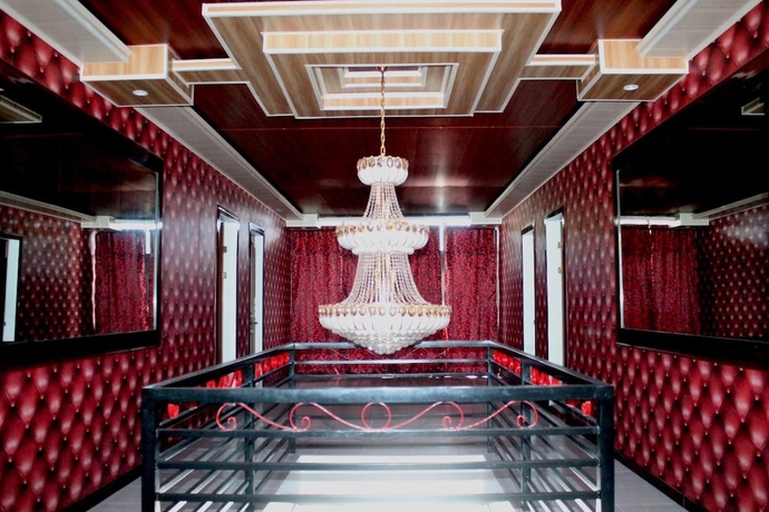 Imagen de los interiores del Hotel Destiny\'s Place. Foto 19