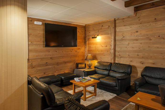 Imagen de los interiores del Hotel Deth Pais. Foto 7