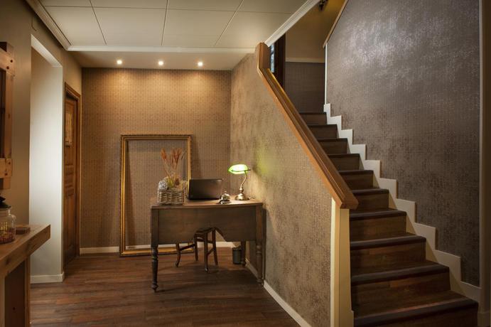 Imagen de los interiores del Hotel Deth Pais. Foto 8