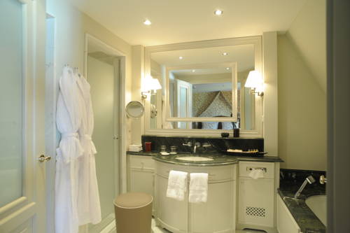 Imagen de la habitación del Hotel Detmolder Hof. Foto 13