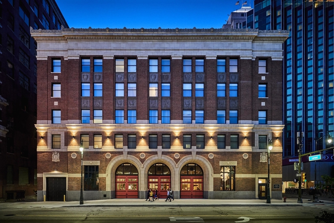 Imagen de los exteriores del Hotel Detroit Foundation. Foto 16