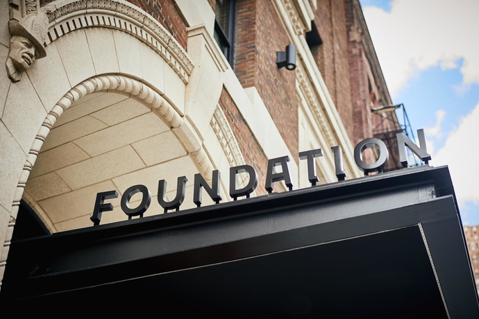 Imagen de los exteriores del Hotel Detroit Foundation. Foto 17