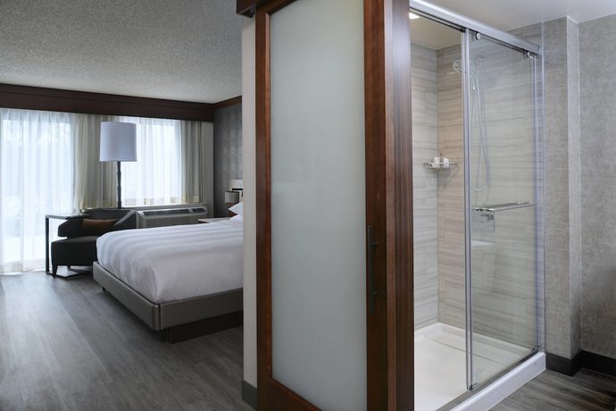 Imagen de la habitación del Hotel Detroit Marriott Southfield. Foto 10