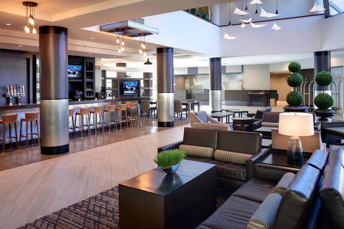 Imagen de la habitación del Hotel Detroit Marriott Southfield. Foto 11