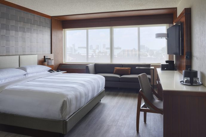Imagen de la habitación del Hotel Detroit Marriott Southfield. Foto 15