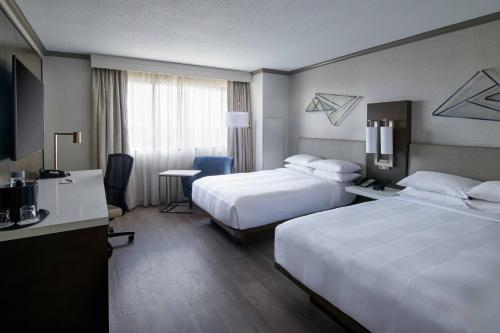 Imagen de la habitación del Hotel Detroit Marriott Troy. Foto 10