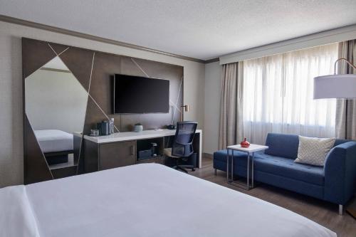Imagen de la habitación del Hotel Detroit Marriott Troy. Foto 11