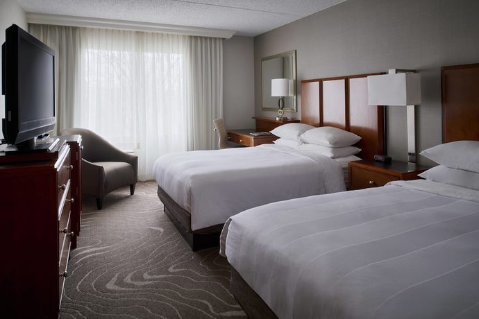 Imagen de la habitación del Hotel Detroit Metro Airport Marriott. Foto 3