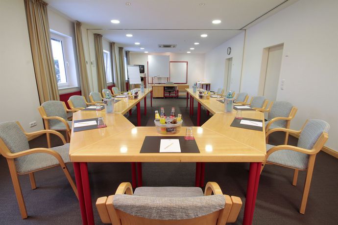 Imagen de la piscina del Hotel Deutscher Hof, Tréveris. Foto 15