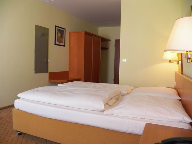Imagen de la habitación del Hotel Deutscher Kaiser, Lubeck. Foto 6