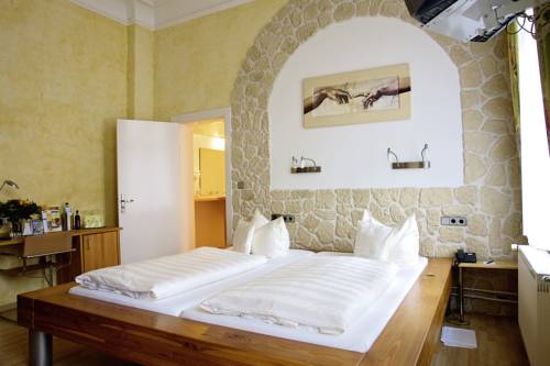 Imagen de la habitación del Hotel Deutsches Haus, Braunschweig. Foto 4