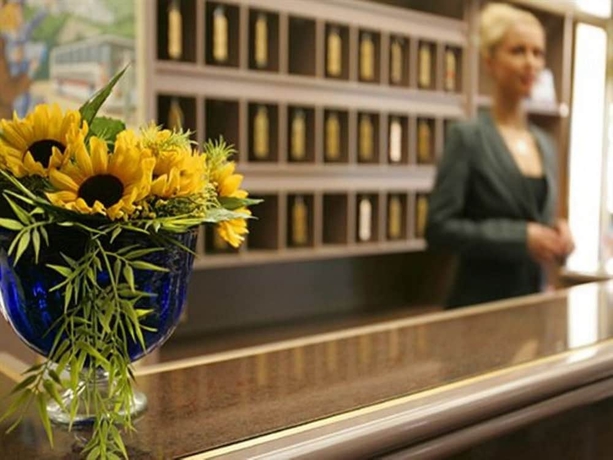 Imagen de los interiores del Hotel Deutsches Theater. Foto 19