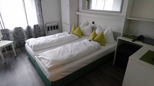 Imagen de la habitación del Hotel Deutschherrenhof, Tr&eacute;veris. Foto 12
