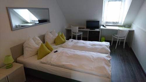 Imagen de la habitación del Hotel Deutschherrenhof, Tr&eacute;veris. Foto 15