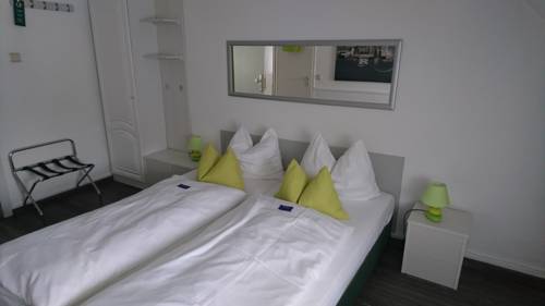 Imagen de la habitación del Hotel Deutschherrenhof, Tr&eacute;veris. Foto 16