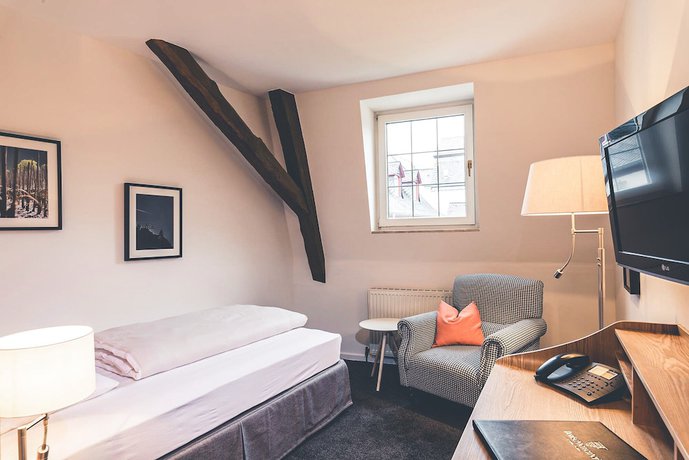 Imagen de la habitación del Hotel Deutschherrenhof, Zeltingen-Rachtig. Foto 10