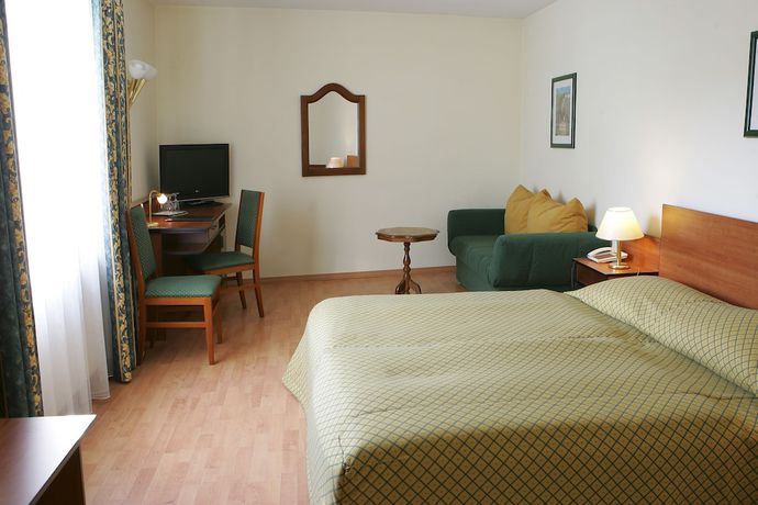 Imagen de la habitación del Hotel Deutschmeister, Viena. Foto 9