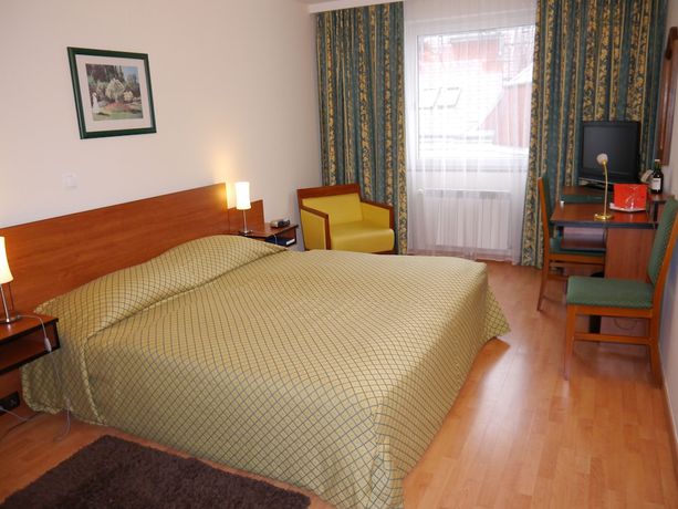 Imagen de la habitación del Hotel Deutschmeister, Viena. Foto 11