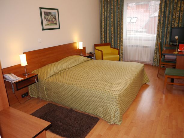 Imagen de la habitación del Hotel Deutschmeister, Viena. Foto 13