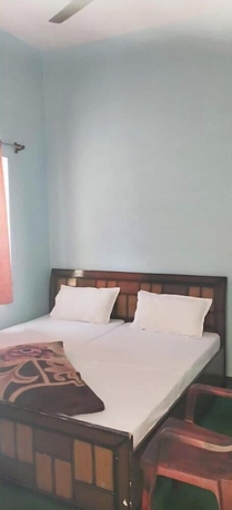 Imagen de la habitación del Hotel Dev Darshan and Restaurant. Foto 2