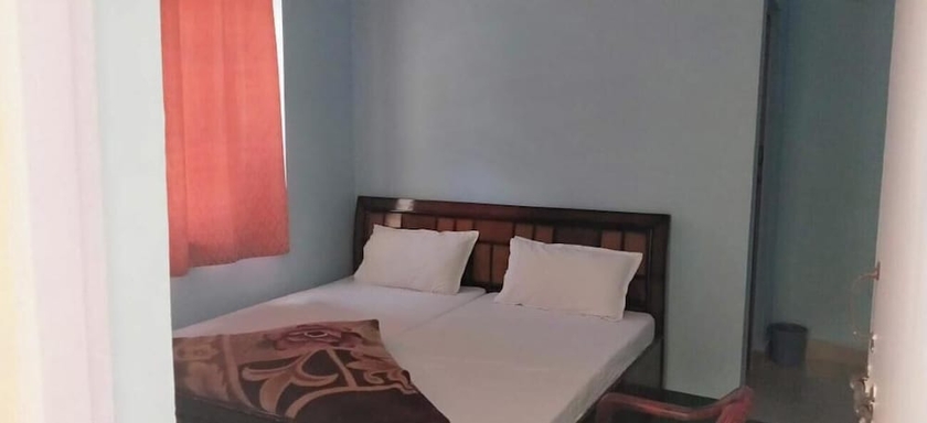 Imagen de la habitación del Hotel Dev Darshan and Restaurant. Foto 9