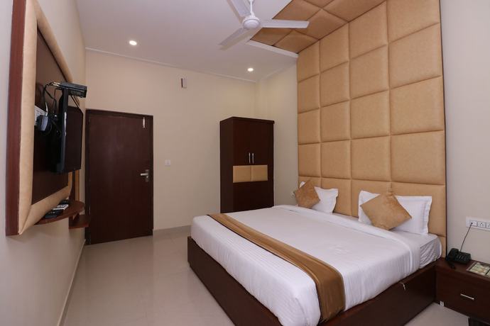 Imagen de la habitación del Hotel Dev Ganga. Foto 5