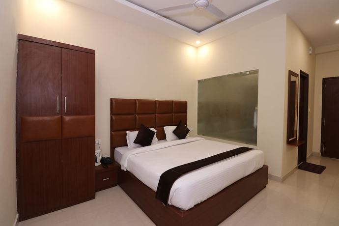 Imagen de la habitación del Hotel Dev Ganga. Foto 9