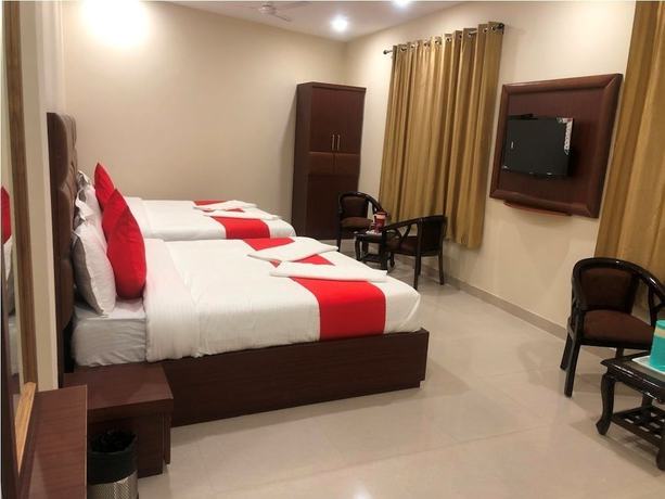 Imagen de la habitación del Hotel Dev Ganga. Foto 10